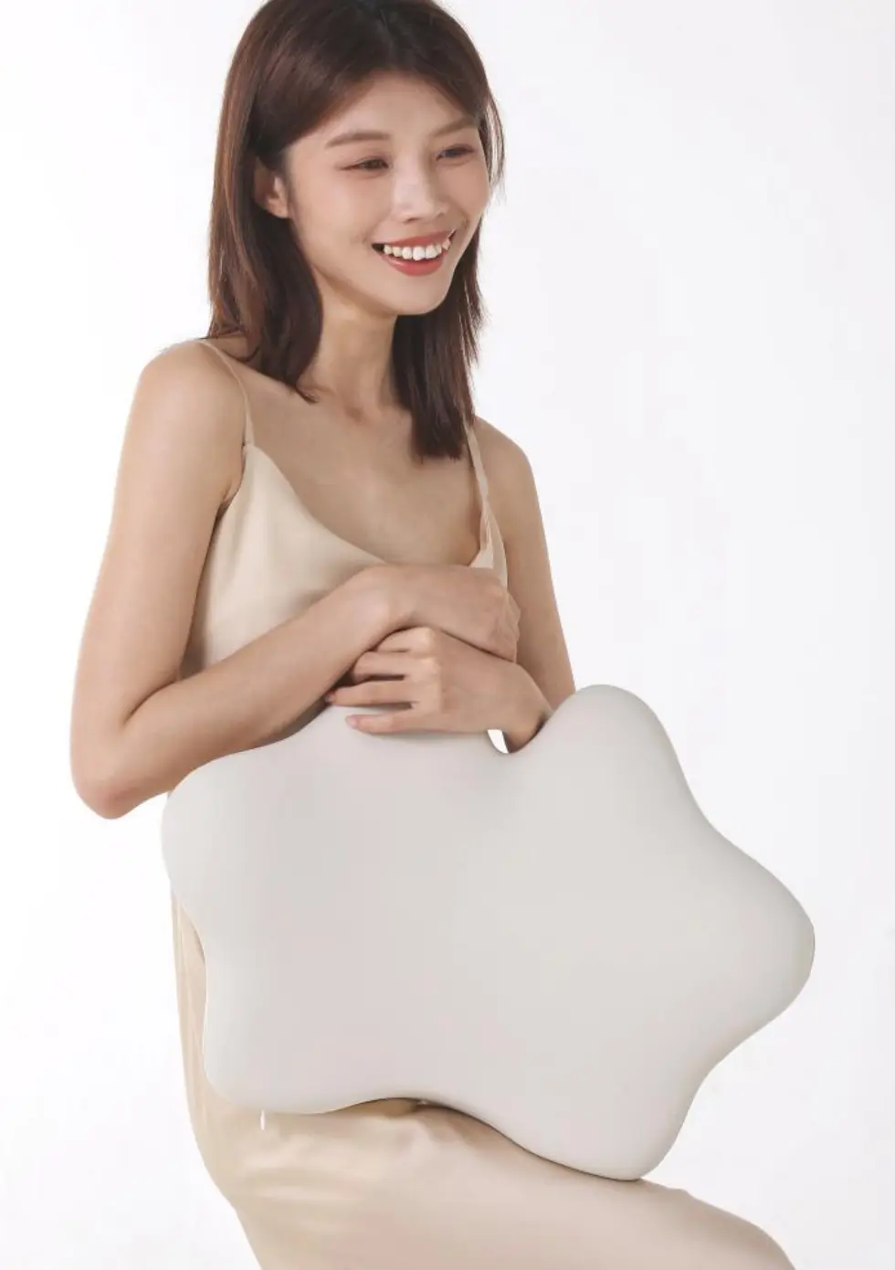 Starfish Lumbar YK003 human-scale product scene (photo placeholder)